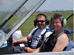 Airplane flying lesson with guests in Brasov