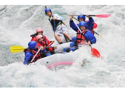 Whitewater rafting on Jiu river for 6
