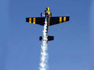 Acrobatic flight in Bucharest